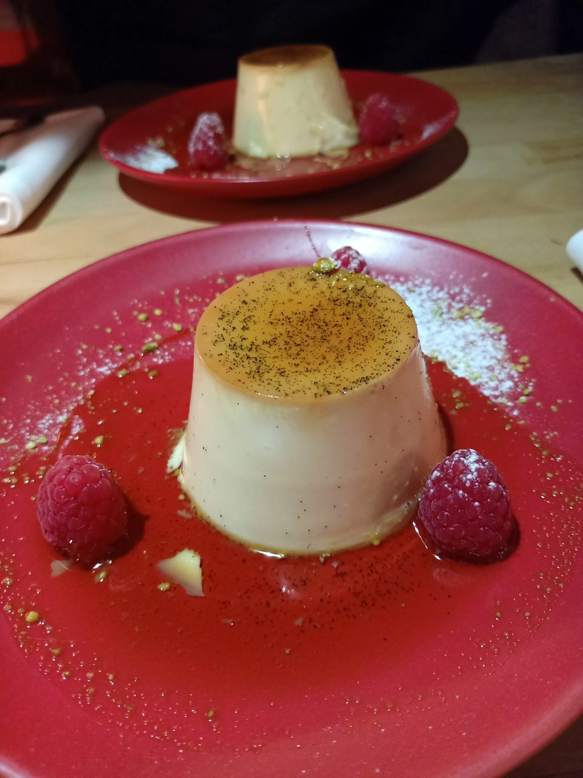 Dessert valaisan à la vanille et caramel.